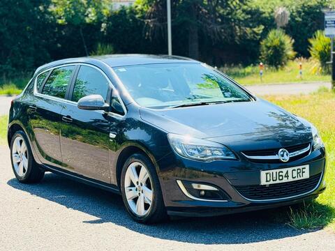 Vauxhall Astra Hatchback 1.6 16v SRi Euro 5 5dr