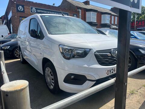 Vauxhall Combo Panel Van 1.5 Turbo D 2300 Pro L2 H1 Euro 6 (s/s) 6dr