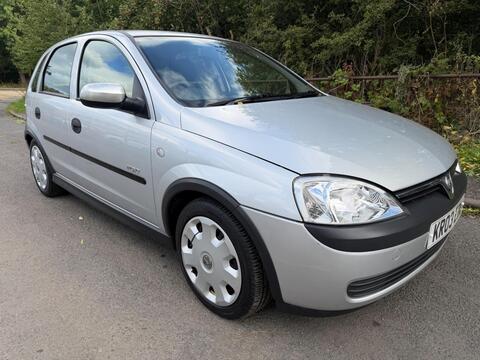 Vauxhall Corsa Hatchback 1.4i 16v Elegance 5dr