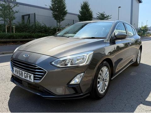 Ford Focus Hatchback 1.0T EcoBoost Titanium Euro 6 (s/s) 5dr