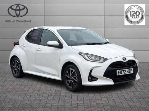 Toyota Yaris Hatchback 1.5 VVT-h Design E-CVT Euro 6 (s/s) 5dr