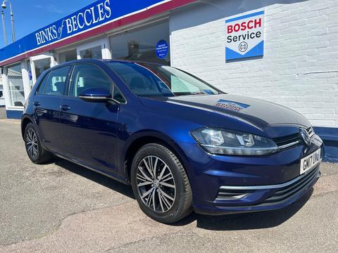 Volkswagen Golf Hatchback 1.6 TDI BlueMotion Tech SE Nav Euro 6 (s/s) 5dr
