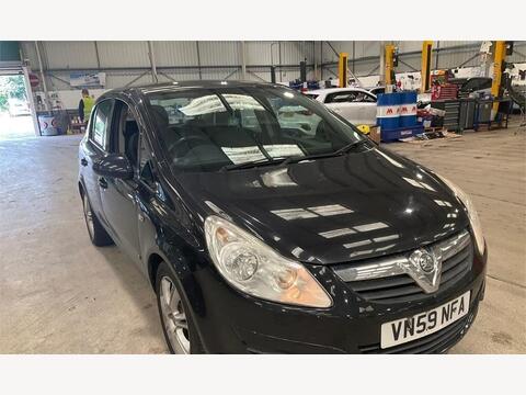 Vauxhall Corsa Hatchback 1.4i 16v Design 5dr (a/c)