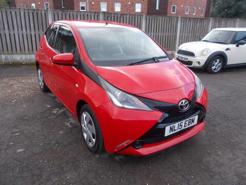 Toyota AYGO Hatchback 1.0 VVT-i x-play Euro 5 5dr Euro 5