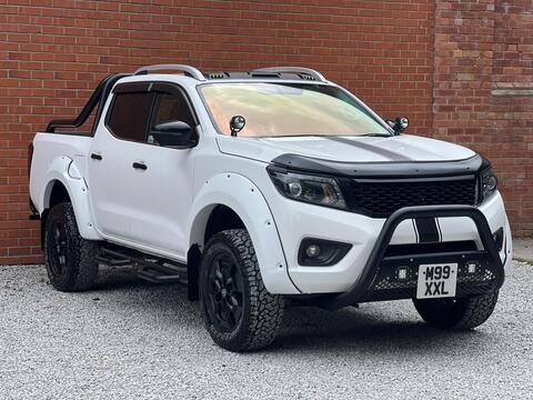 Nissan Navara Pickup 2.3 dCi Tekna Auto 4WD Euro 6 4dr