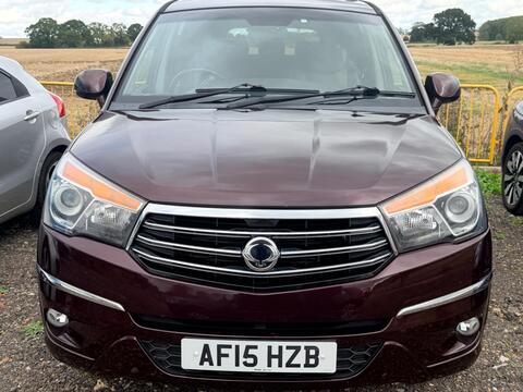 SsangYong Turismo MPV 2.0 e-XDi ES T-Tronic Euro 5 5dr