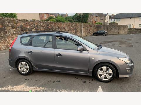 Hyundai i30 Estate 1.6 CRDi Blue Drive Classic Tourer Euro 5 (s/s) 5dr