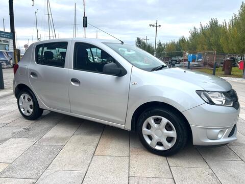 Dacia Sandero Hatchback 0.9 TCe Ambiance Euro 5 5dr