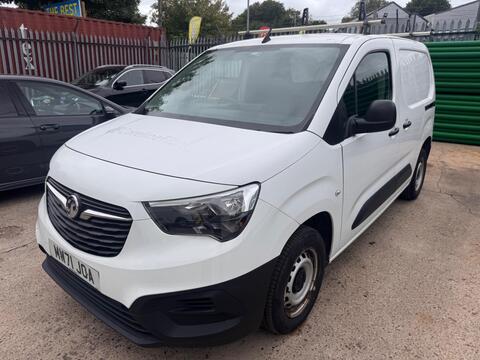 Vauxhall Combo Panel Van 1.5 Turbo D 2000 Dynamic L1 H1 Euro 6 4dr