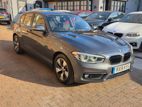 BMW 1 Series Hatchback 1.5 118i SE Business Euro 6 (s/s) 5dr