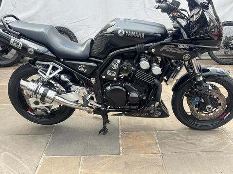 Yamaha FZS600 Tourer 600 Fazer