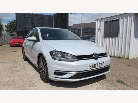 Volkswagen Golf Hatchback 1.6 TDI BlueMotion Tech SE Nav Euro 6 (s/s) 5dr
