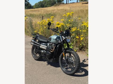 Triumph Street Scrambler Roadster/Retro 900 Euro 5