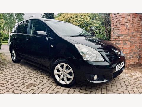 Toyota Corolla Verso MPV 2.2 D-4D SR 5dr