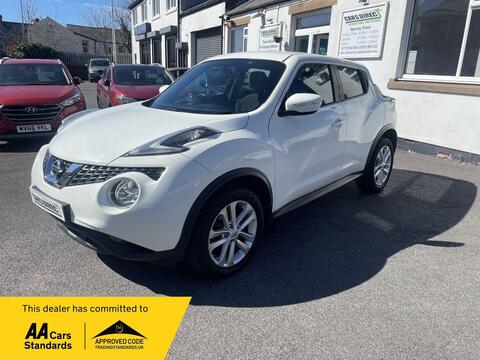 Nissan Juke SUV 1.6 Acenta Premium XTRON Euro 5 5dr