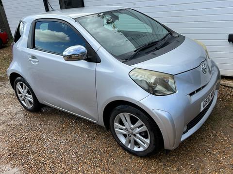 Toyota iQ Hatchback 1.33 Dual VVT-i 3 Euro 4 (s/s) 3dr