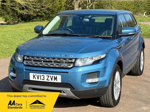 Land Rover Range Rover Evoque SUV 2.2 SD4 Pure 4WD Euro 5 (s/s) 5dr