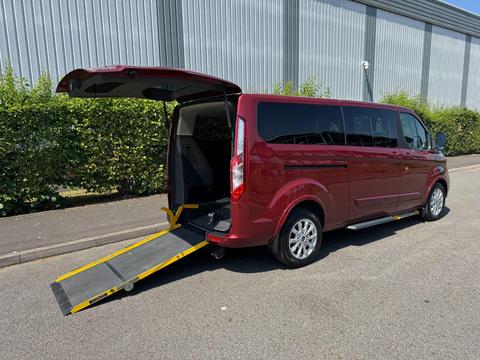 Ford Tourneo Custom Minibus 2.0 320 EcoBlue Titanium Auto L2 Euro 6 (s/s) 5dr