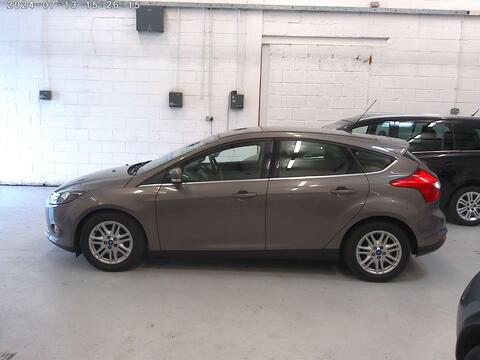 Ford Focus Hatchback 1.0T EcoBoost Titanium Euro 5 (s/s) 5dr