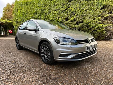 Volkswagen Golf Hatchback 2.0 TDI BlueMotion Tech SE Nav DSG Euro 6 (s/s) 5dr