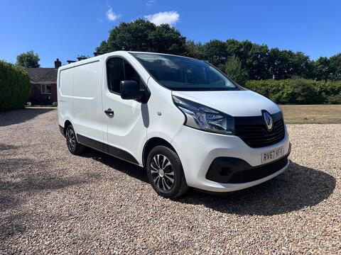 Renault Trafic Panel Van 1.6 dCi ENERGY 27 Business+ SWB Standard Roof Euro 6 (s/s) 5dr