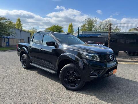 Nissan Navara Pickup 2.3 dCi N-Guard Auto 4WD Euro 6 4dr