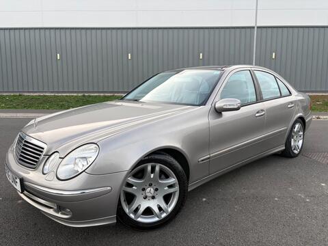 Mercedes-Benz E Class Saloon 3.0 E320 CDI Avantgarde G-Tronic 4dr