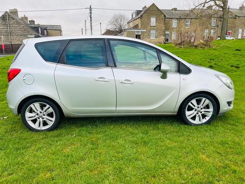Vauxhall Meriva MPV 1.4i Turbo SE Auto Euro 6 5dr
