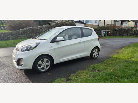 2014 Kia Picanto, photograph 3