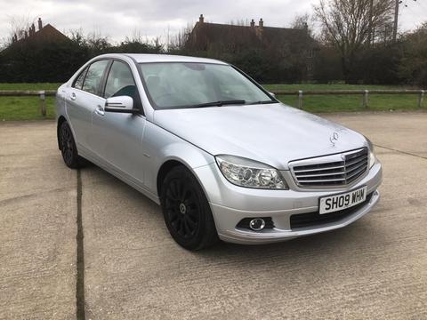 Mercedes-Benz C Class Saloon 1.6 C180K BlueEfficiency Elegance Auto Euro 4 4dr