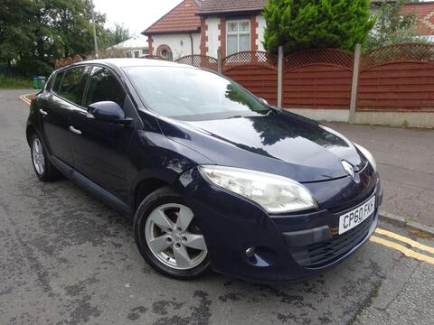 Renault Megane Hatchback 1.5 dCi Dynamique TomTom Euro 5 5dr