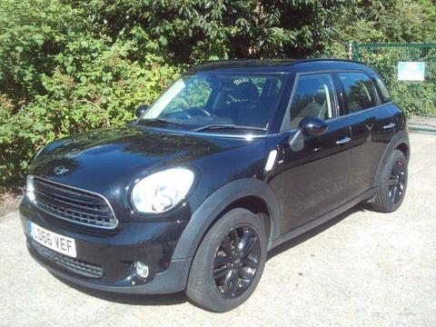 MINI Countryman SUV 1.6 Cooper Euro 5 (s/s) 5dr