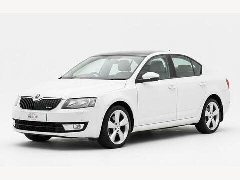 Skoda Octavia Hatchback 2.0 TDI Elegance DSG Euro 5 (s/s) 5dr
