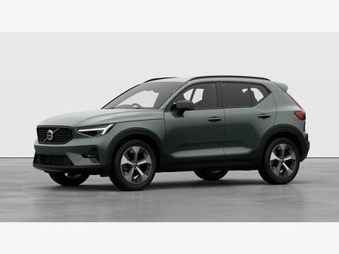 Volvo XC40 2.0 B3 MHEV Plus Dark DCT Auto Euro 6 (s/s) 5dr
