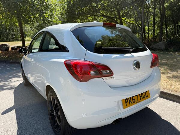 2017 Vauxhall Corsa 1.4i ecoTEC SRi Euro 6 3dr