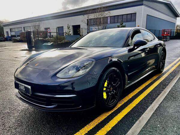 Porsche Panamera view 3