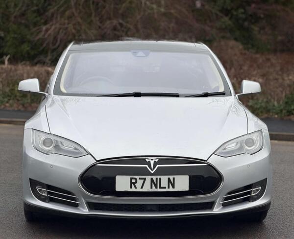 Tesla Model S view 2