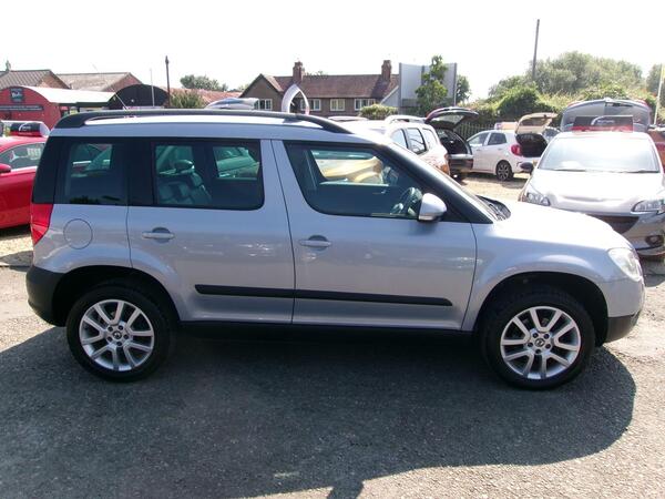 2010 Skoda Yeti 2.0 TDI Elegance 4WD Euro 5 5dr