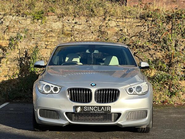 BMW 5 Series Gran Turismo view 2