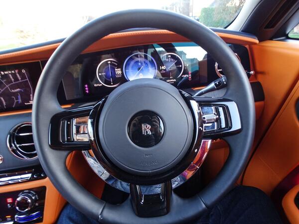 Rolls-Royce Spectre view 7