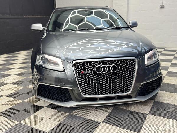 Audi RS3 view 3