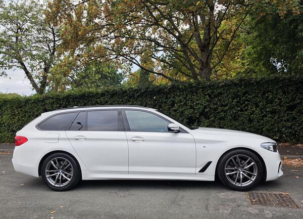 2019 BMW 5 Series 2.0 520d M Sport Touring Auto Euro 6 (s/s) 5dr