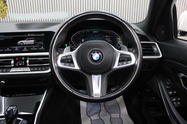 BMW 3 Series view 7