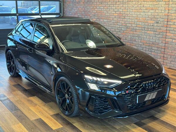 Audi RS3 view 5