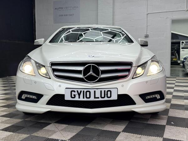 Mercedes-Benz E Class view 2