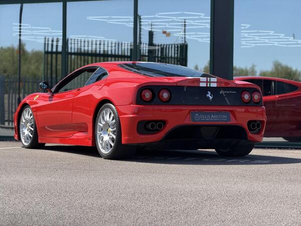 Ferrari 360 photo 2