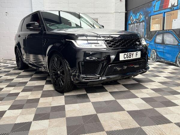 Land Rover Range Rover view 2