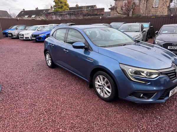 Renault Megane view 5