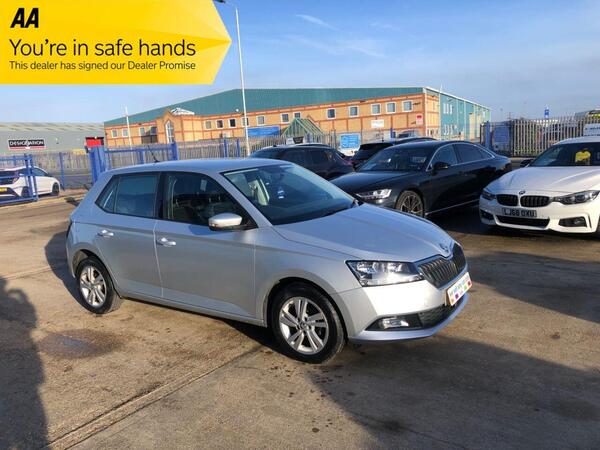 Skoda Fabia view 2
