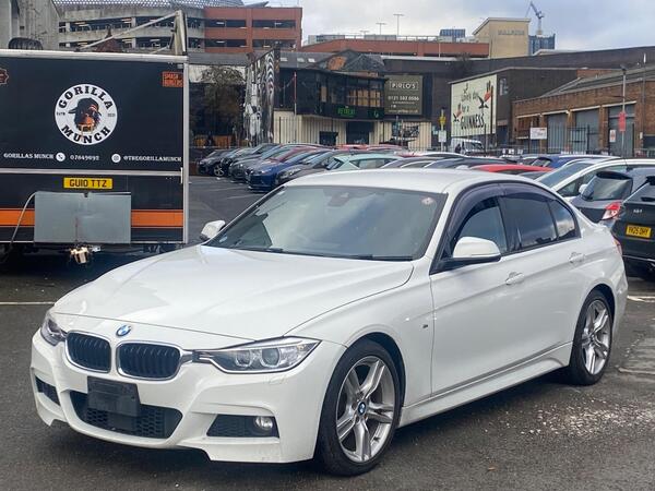 BMW 3 Series view 6